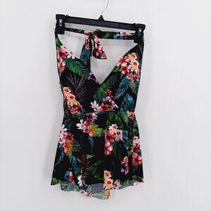 NWT W Swim Black Floral Tankini Top Halter Style Swimsuit Small